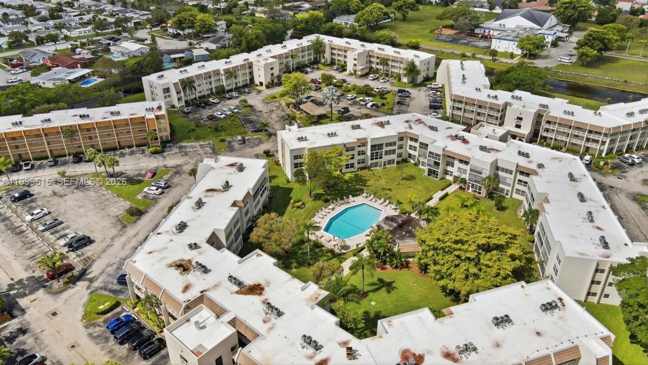 6870 Royal Palm Blvd, Unit 209M, Margate, FL 33063 Photo