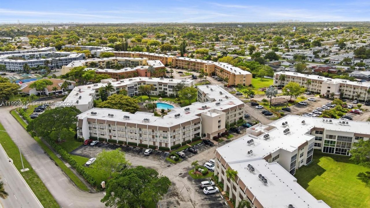 6870 Royal Palm Blvd, Unit 209M, Margate, FL 33063 Photo