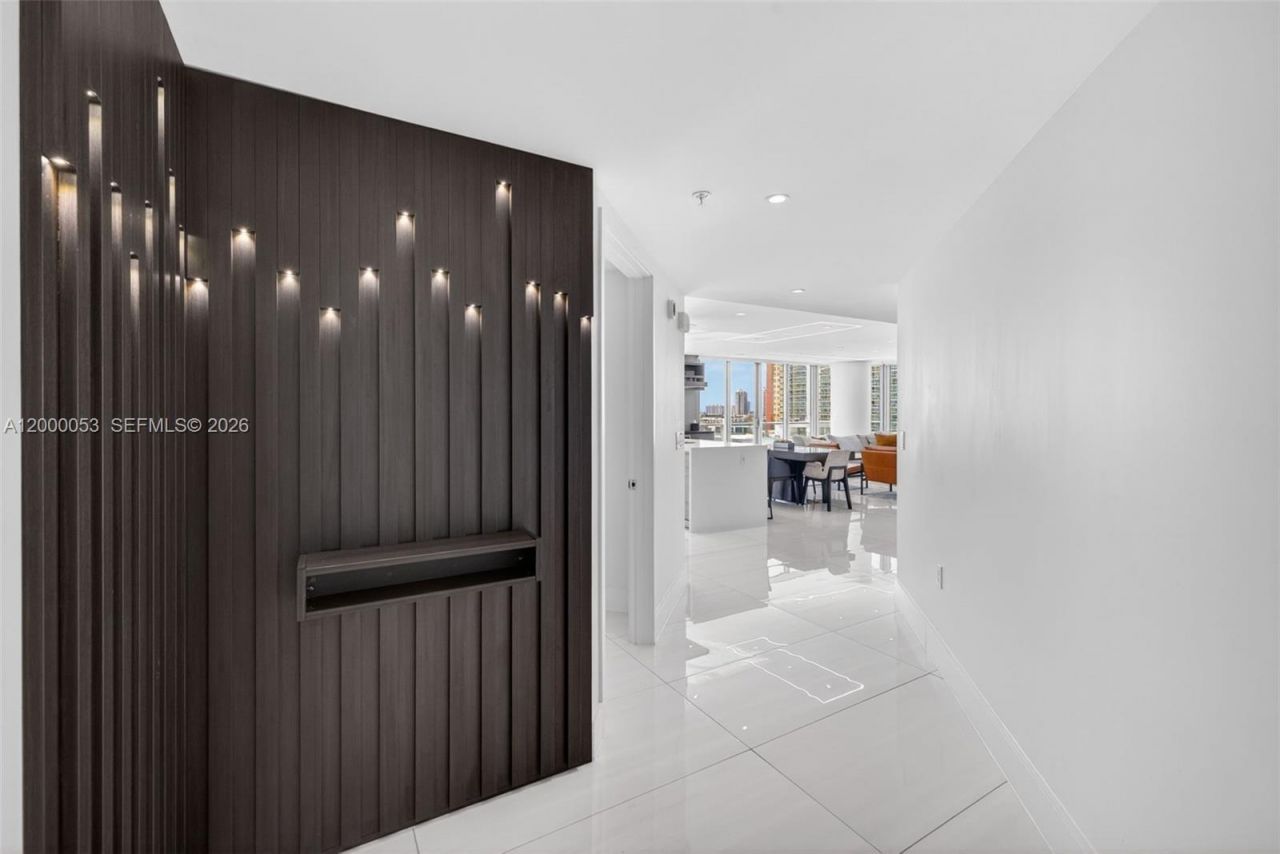 300 Sunny Isles Blvd, Unit 4-807, Sunny Isles Beach, FL 33160 Photo