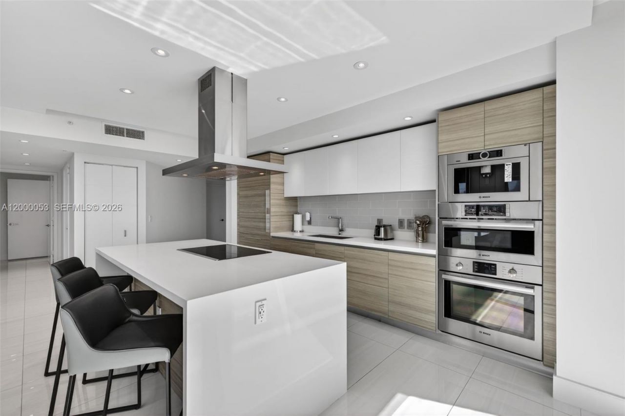 300 Sunny Isles Blvd, Unit 4-807, Sunny Isles Beach, FL 33160 Photo