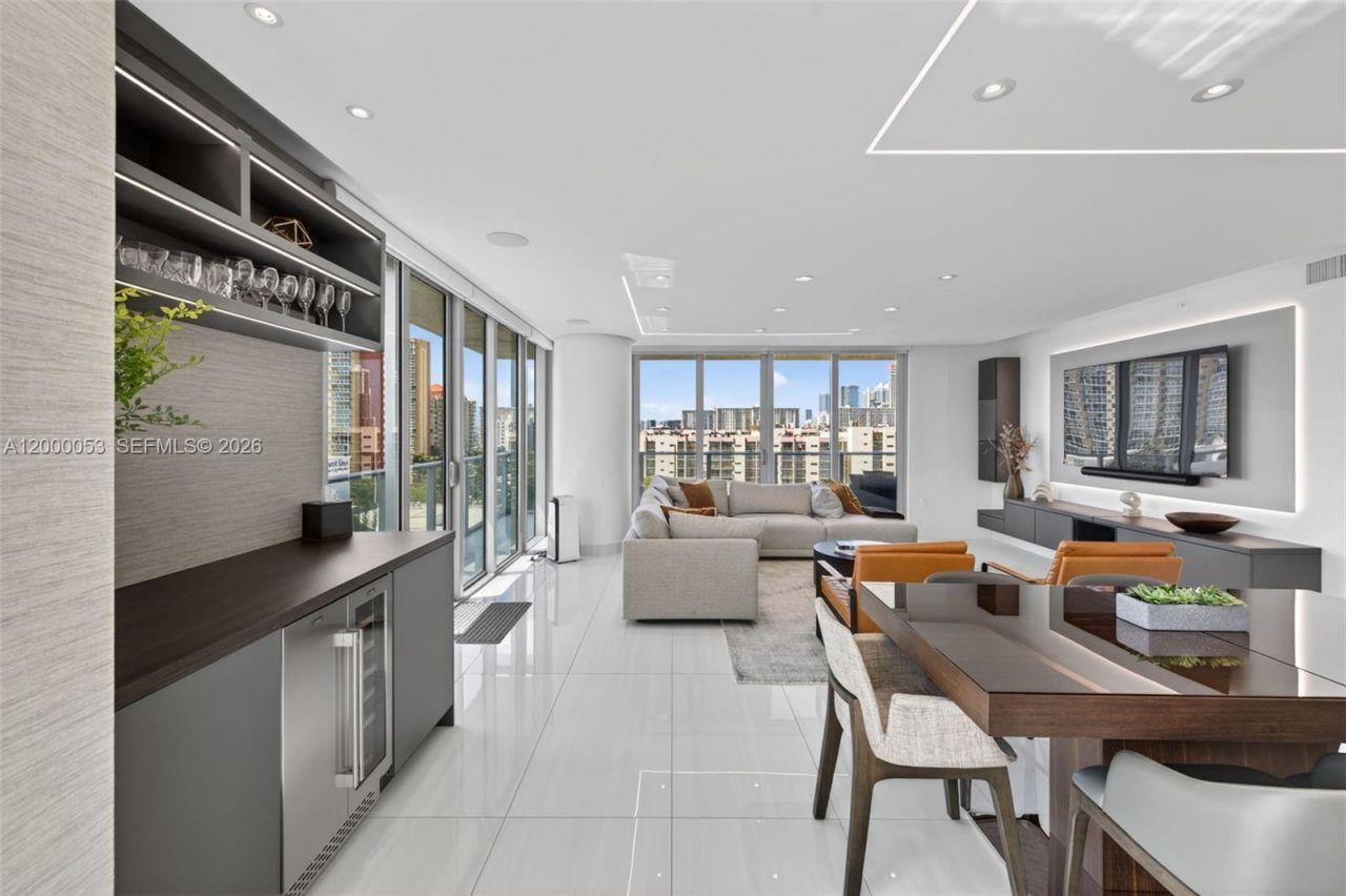 300 Sunny Isles Blvd, Unit 4-807, Sunny Isles Beach, FL 33160 Photo