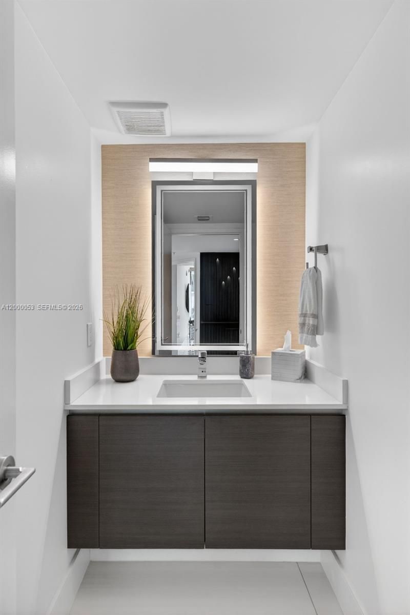 300 Sunny Isles Blvd, Unit 4-807, Sunny Isles Beach, FL 33160 Photo