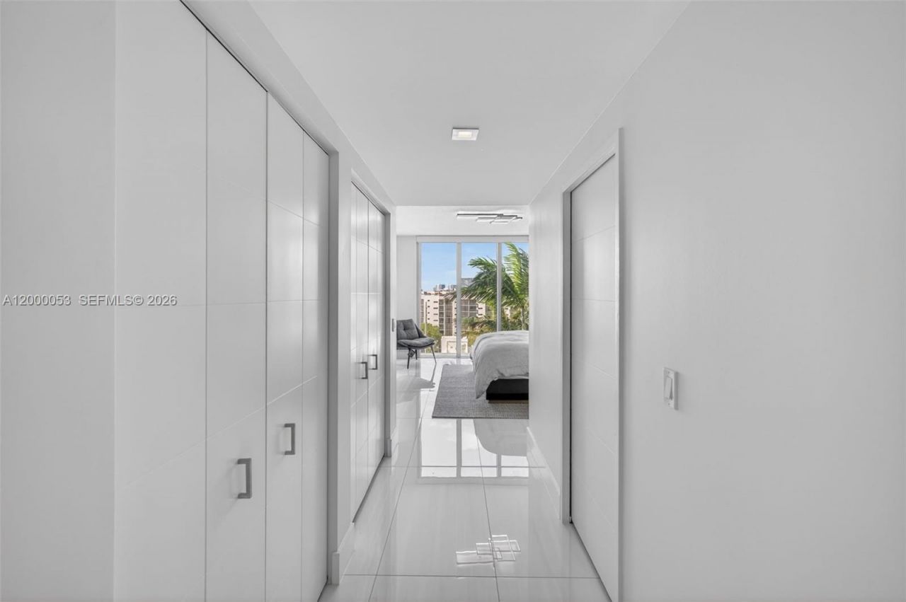 300 Sunny Isles Blvd, Unit 4-807, Sunny Isles Beach, FL 33160 Photo