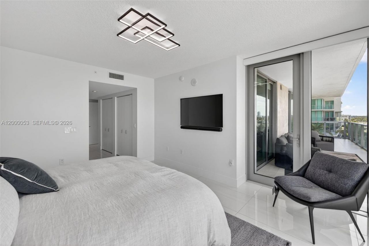 300 Sunny Isles Blvd, Unit 4-807, Sunny Isles Beach, FL 33160 Photo