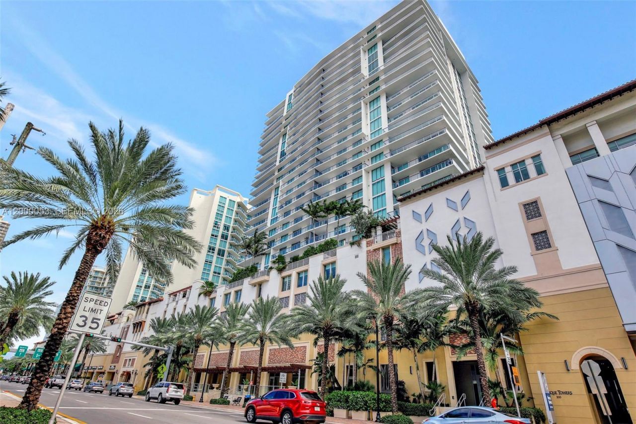300 Sunny Isles Blvd, Unit 4-807, Sunny Isles Beach, FL 33160 Photo