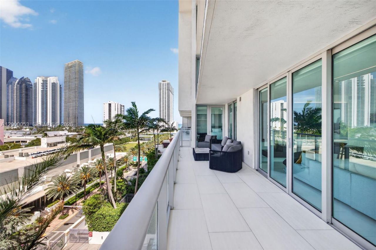 300 Sunny Isles Blvd, Unit 4-807, Sunny Isles Beach, FL 33160 Photo