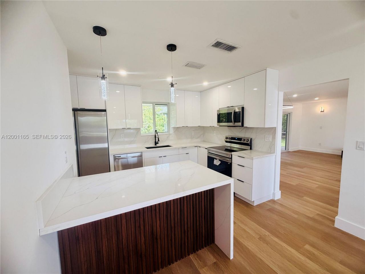 9051 SW 200th St, Cutler Bay, FL 33157 Photo