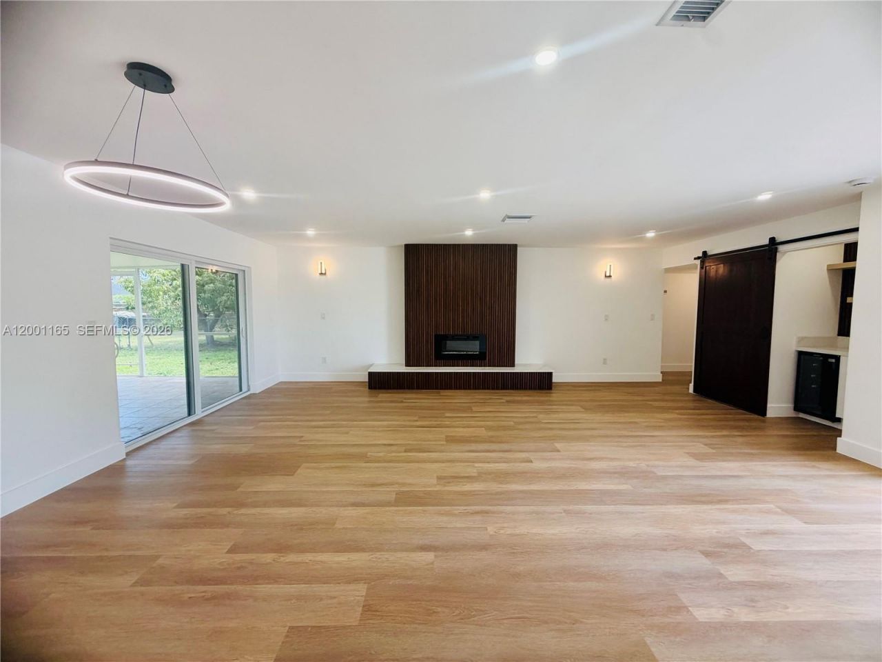 9051 SW 200th St, Cutler Bay, FL 33157 Photo