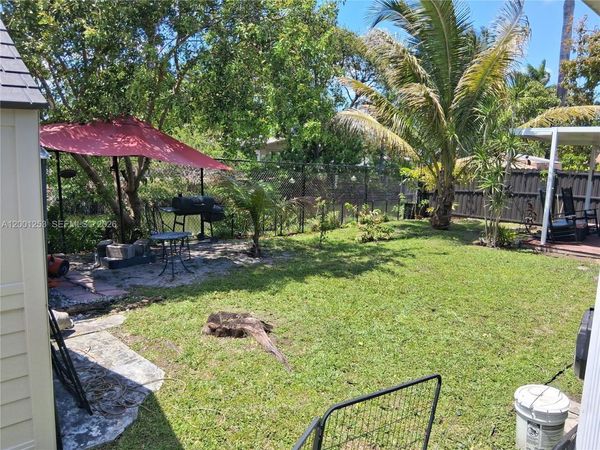 1000 SW 3rd Ave , Unit b, Hallandale Beach, FL 33009