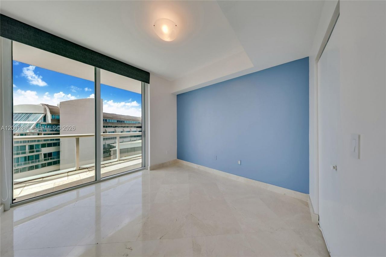 3131 NE 188th St, Unit 1-808, Aventura, FL 33180 Photo