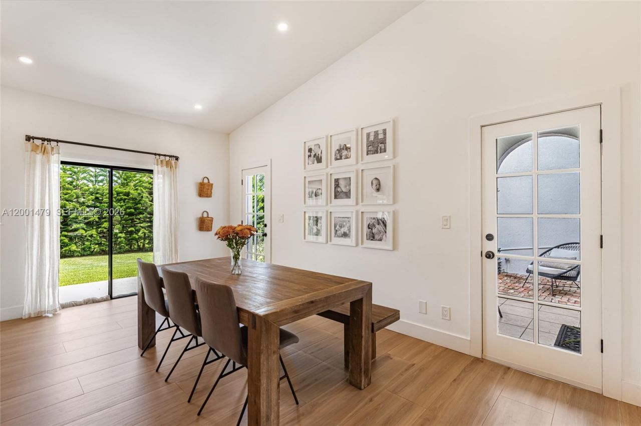 11431 NW 27th St, Plantation, FL 33323 Photo