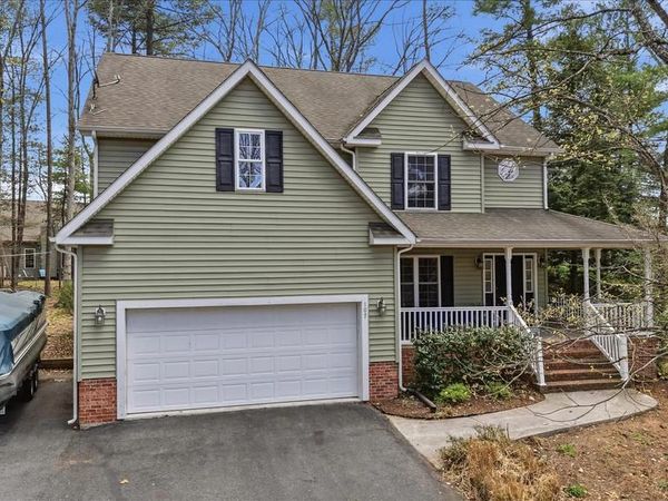 107 LAKE SHORE DRIVE, CROSS JUNCTION, VA 22625