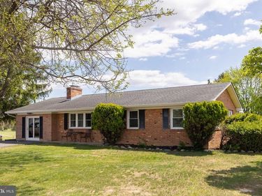 100 VIRGINIA DRIVE, STEPHENS CITY, VA 22655