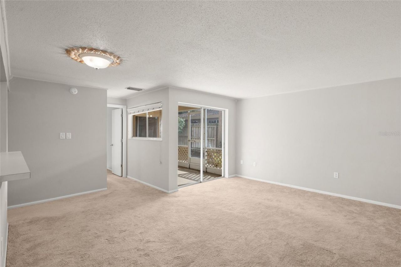 2121 Wood Street, Unit A103, Sarasota, FL 34237 Photo