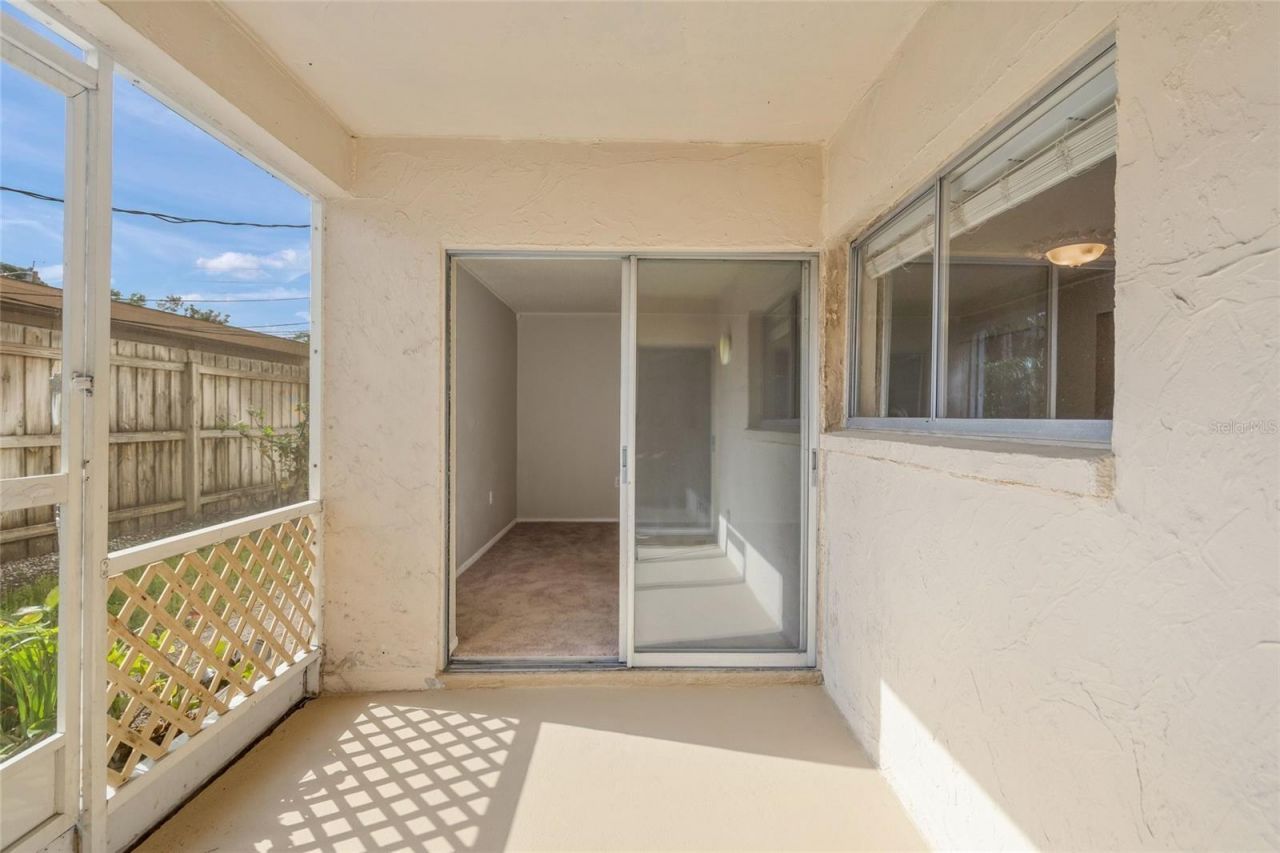 2121 Wood Street, Unit A103, Sarasota, FL 34237 Photo