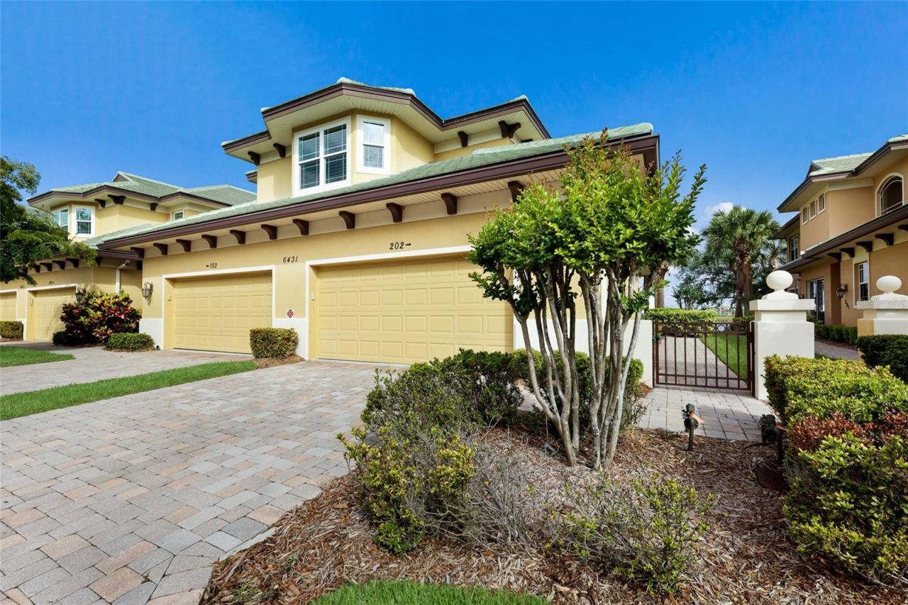 6431 Moorings Point Circle, Unit 202, Lakewood Ranch, FL 34202 Photo