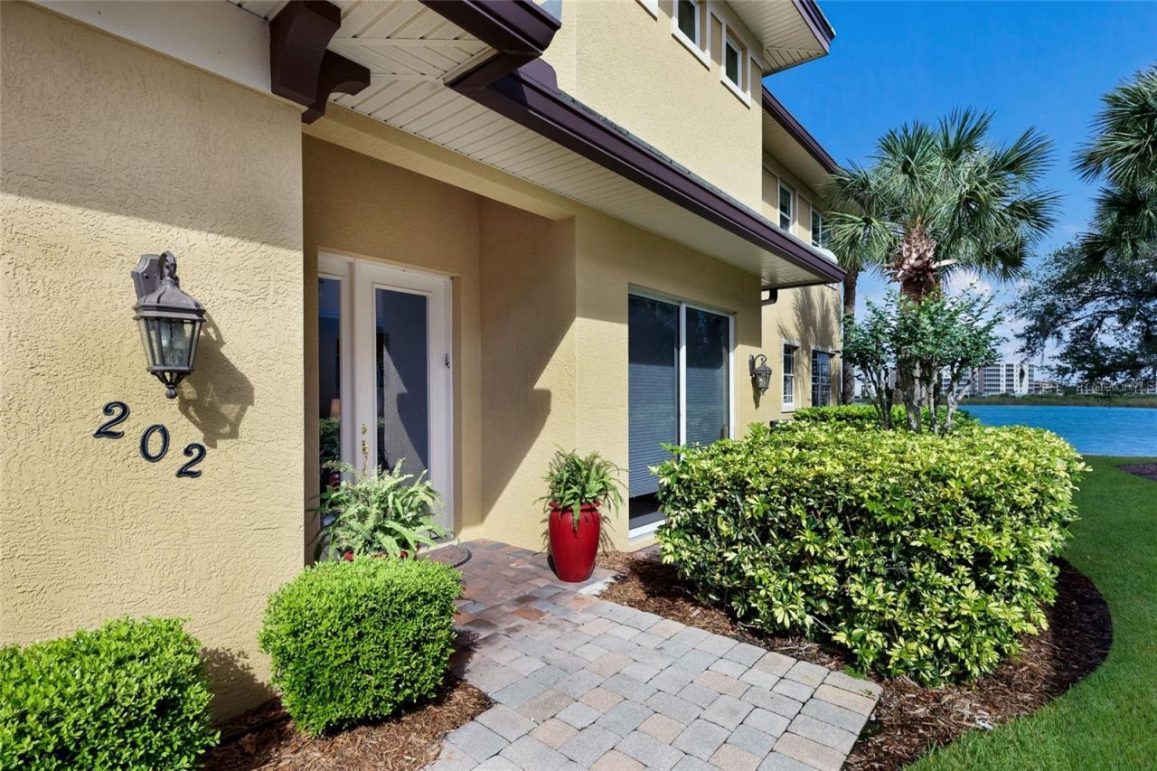 6431 Moorings Point Circle, Unit 202, Lakewood Ranch, FL 34202 Photo