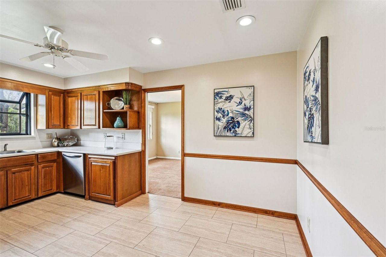 8507 Synhoff Drive, Jacksonville, FL 32216 Photo