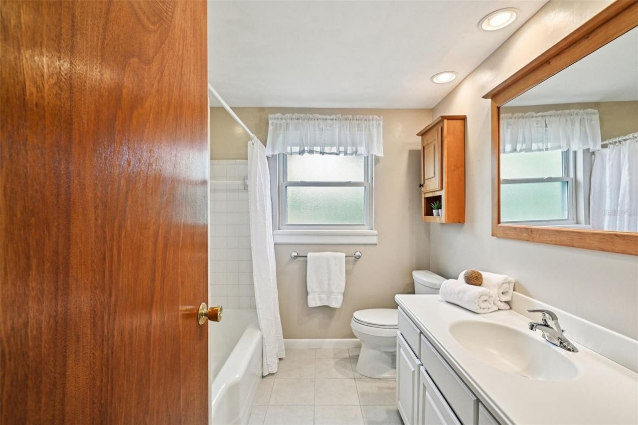 8507 Synhoff Drive, Jacksonville, FL 32216 Photo