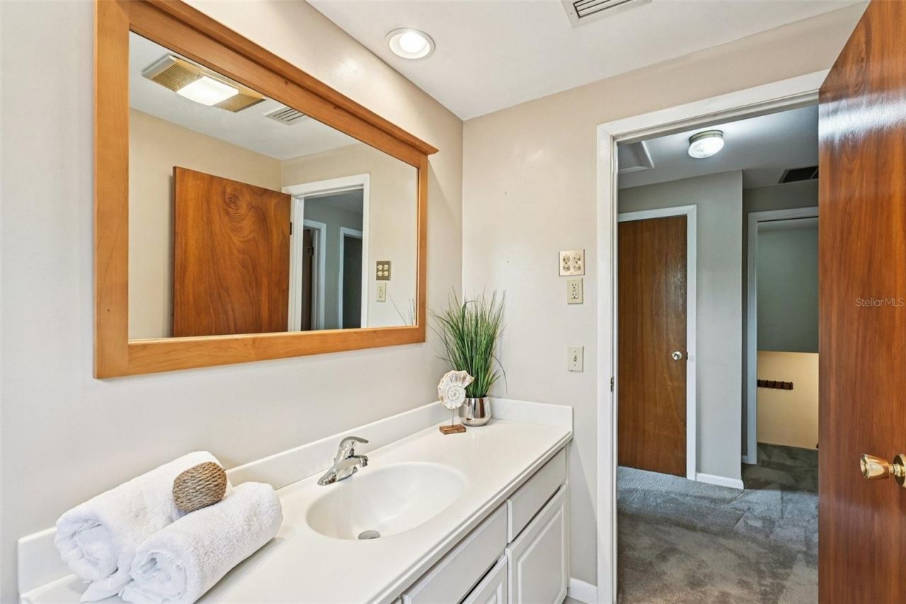 8507 Synhoff Drive, Jacksonville, FL 32216 Photo