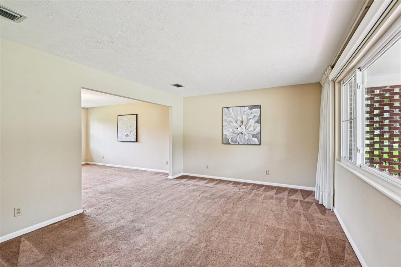 8507 Synhoff Drive, Jacksonville, FL 32216 Photo