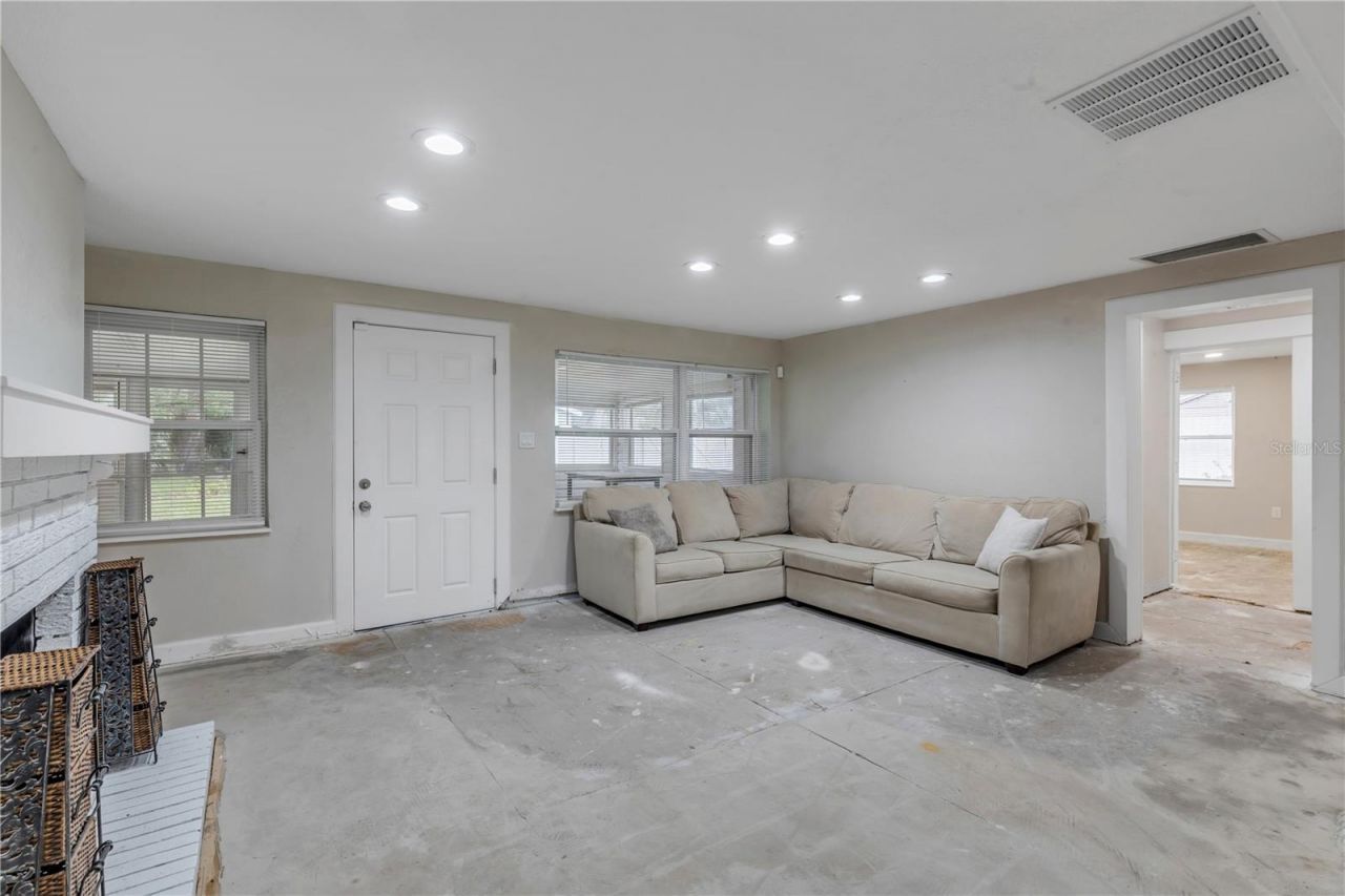 103 Flagler Avenue, Edgewater, FL 32132 Photo