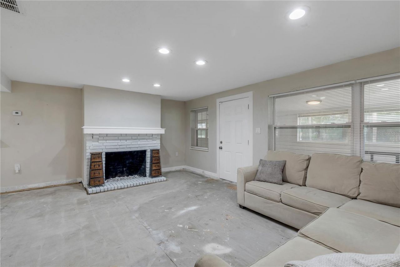 103 Flagler Avenue, Edgewater, FL 32132 Photo