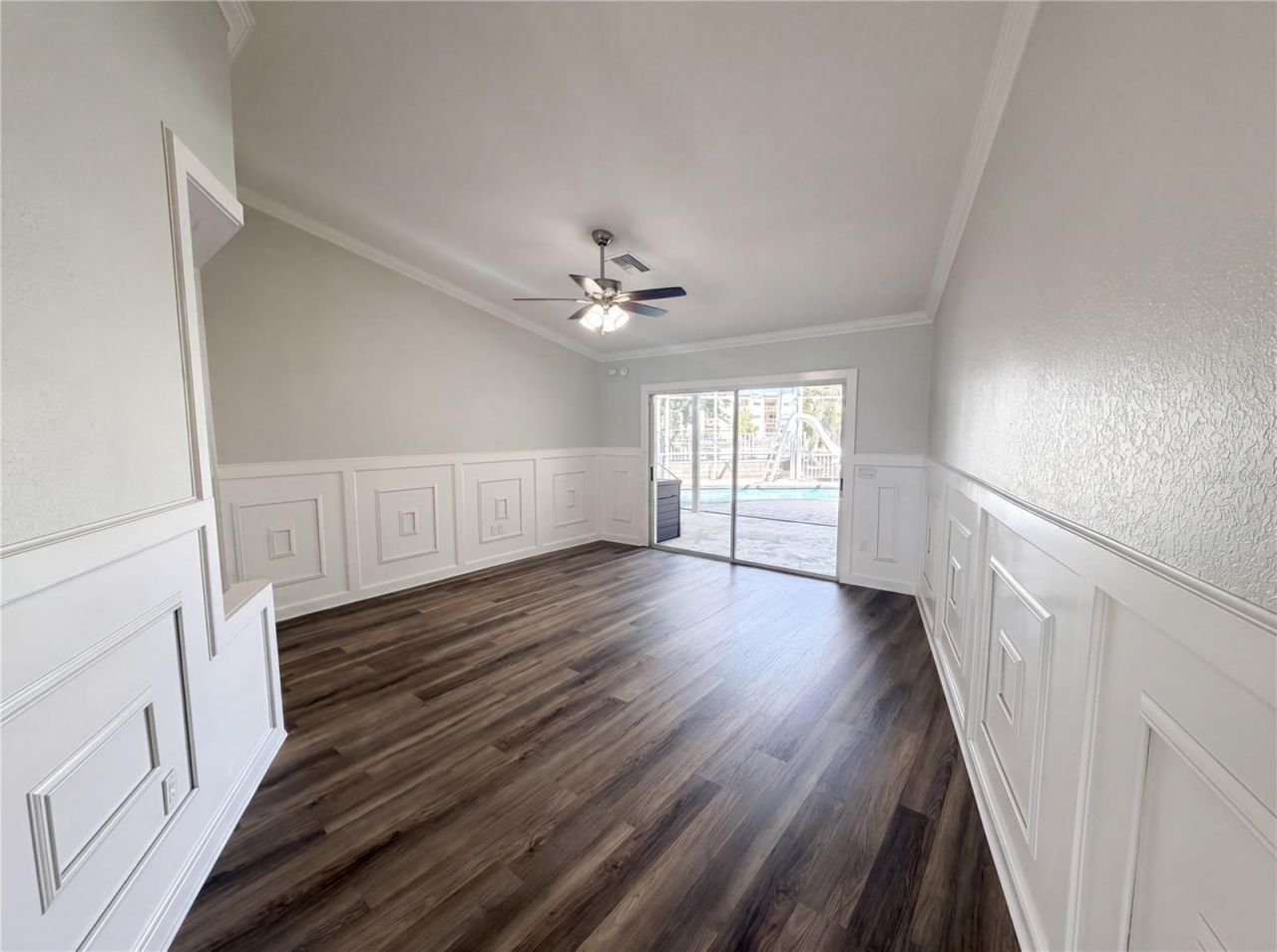 5609 Executive Drive, New Port Richey, FL 34652 Photo