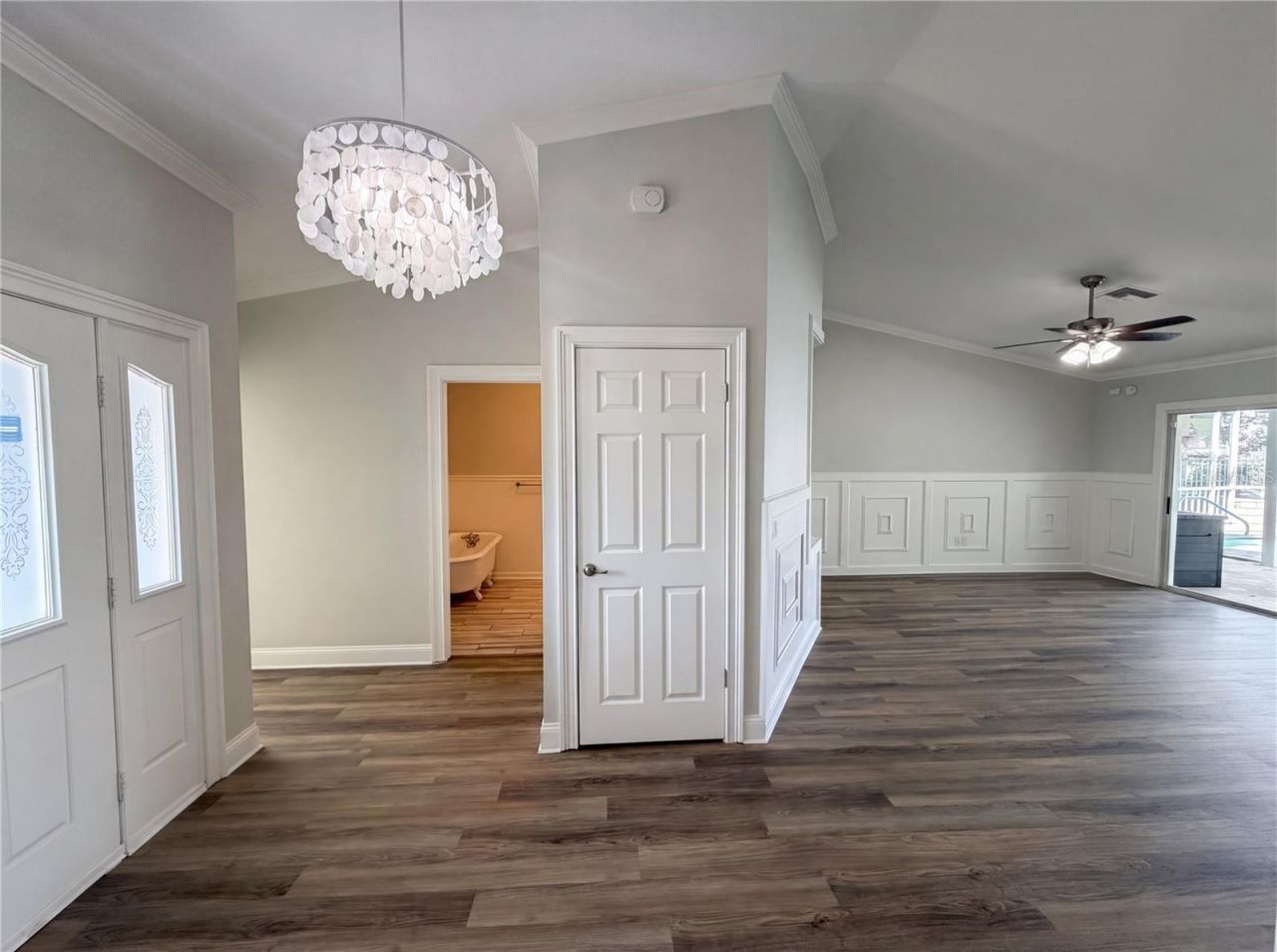 5609 Executive Drive, New Port Richey, FL 34652 Photo