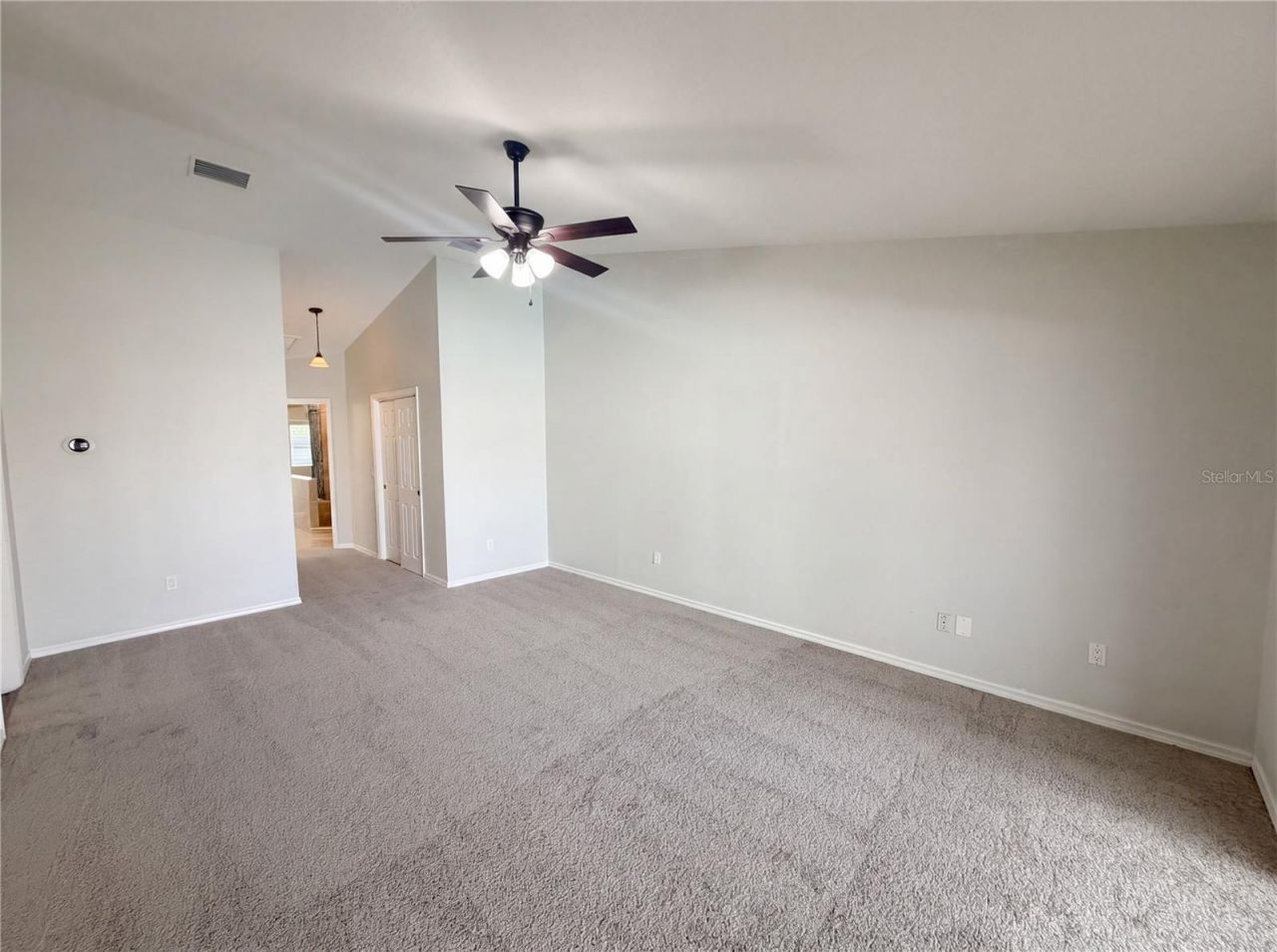 5609 Executive Drive, New Port Richey, FL 34652 Photo