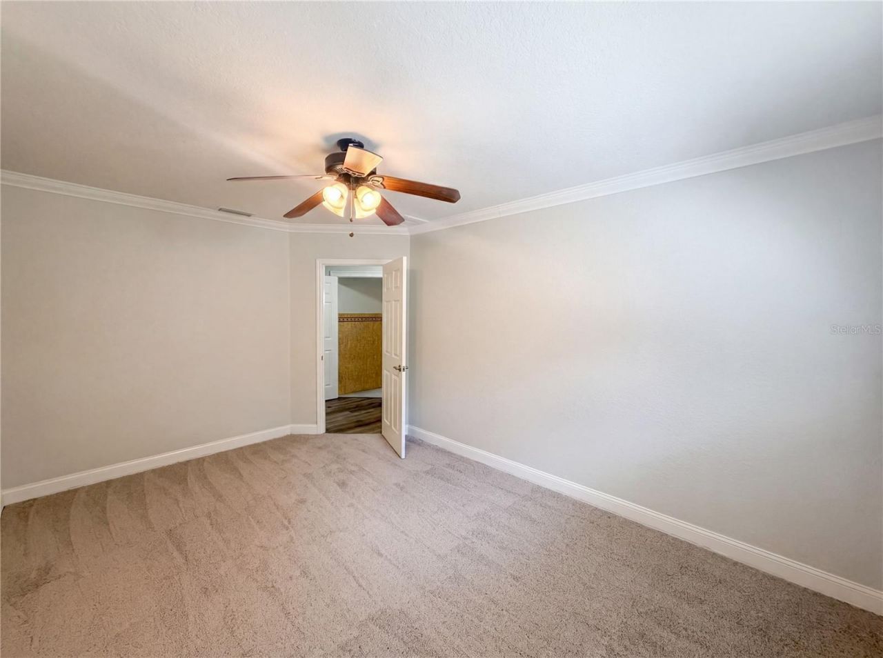 5609 Executive Drive, New Port Richey, FL 34652 Photo