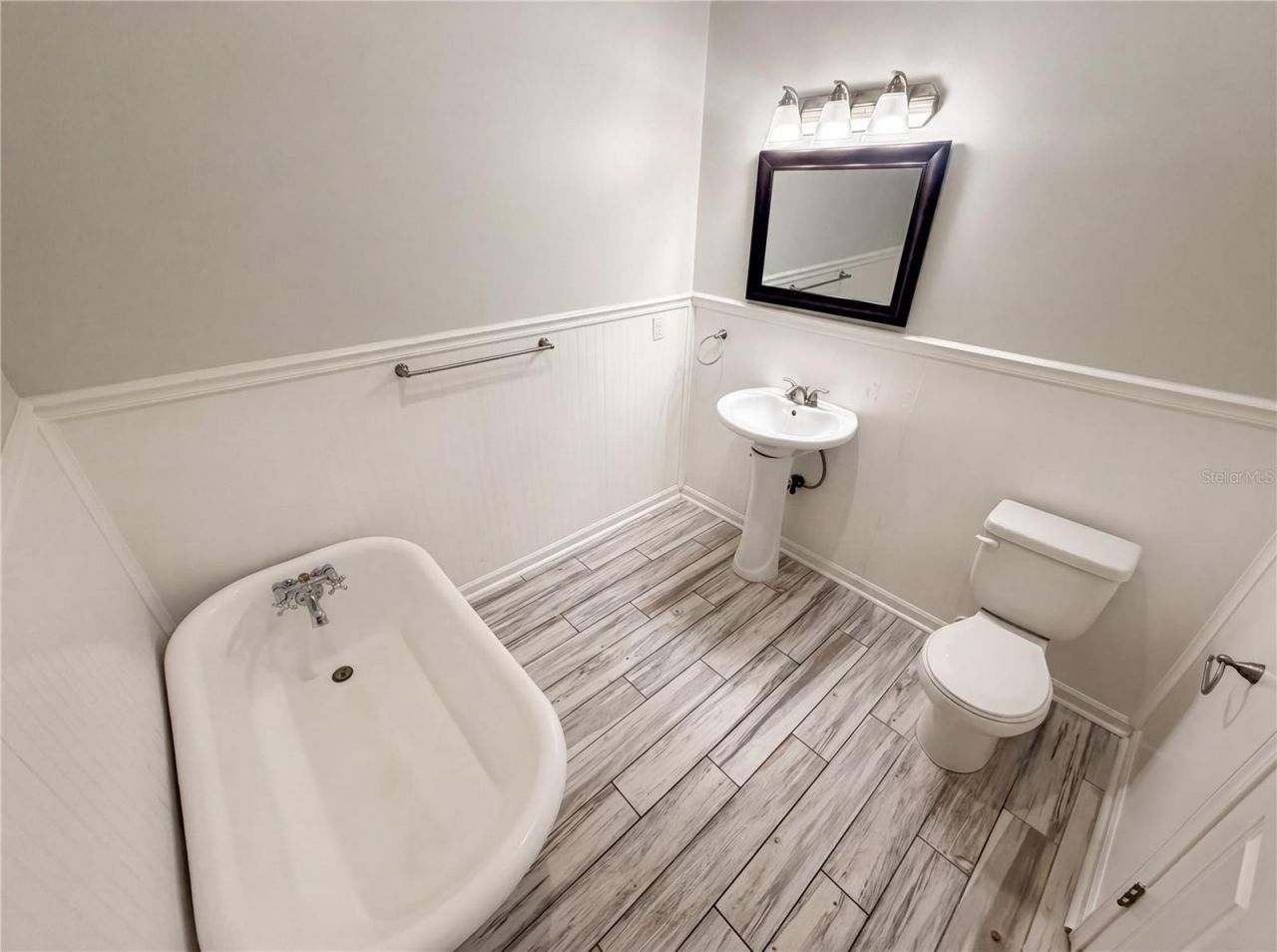 5609 Executive Drive, New Port Richey, FL 34652 Photo