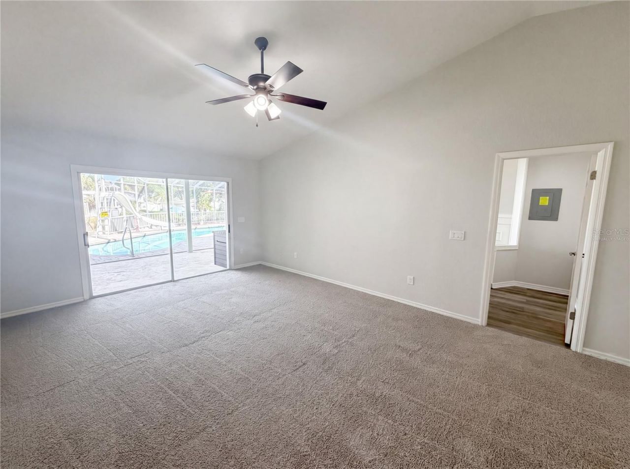 5609 Executive Drive, New Port Richey, FL 34652 Photo