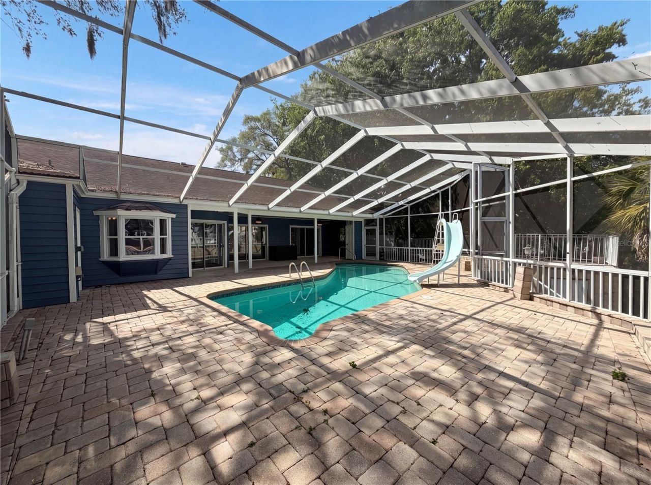 5609 Executive Drive, New Port Richey, FL 34652 Photo