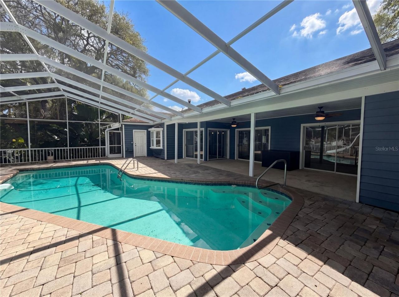 5609 Executive Drive, New Port Richey, FL 34652 Photo