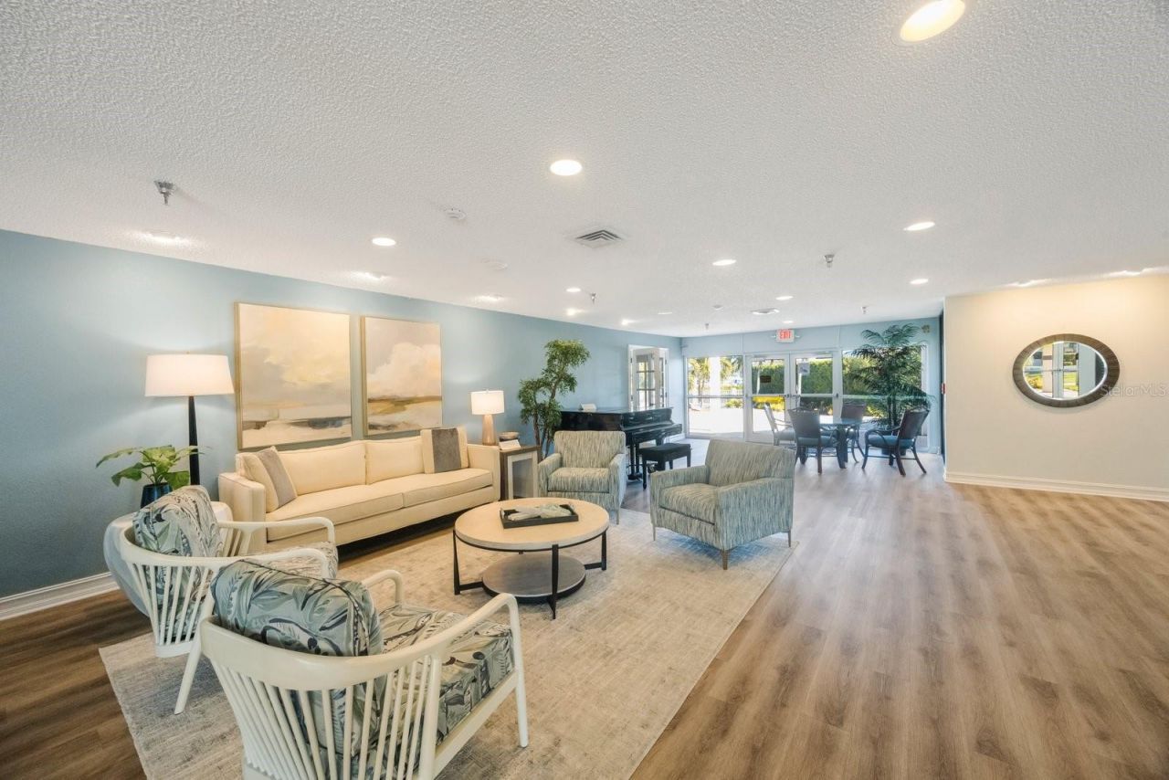 7979 Sailboat Key Boulevard S, Unit 306, South Pasadena, FL 33707 Photo