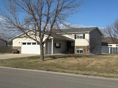 313 15th Street N, Breckenridge, MN 56520