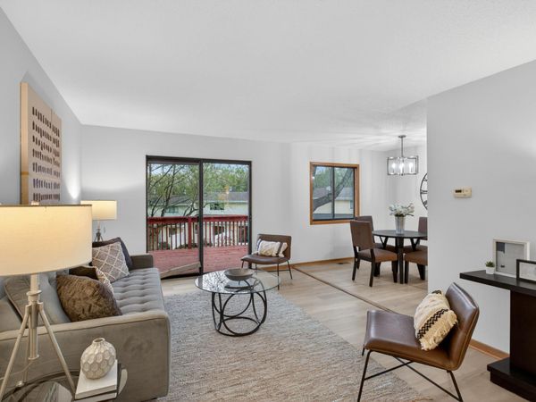 3250 Hill Ridge Drive, Unit 82, Eagan, MN 55121