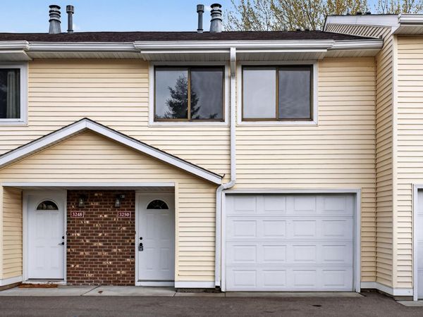 3250 Hill Ridge Drive, Unit 82, Eagan, MN 55121