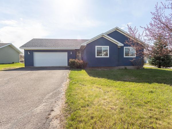 1803 Jasmine Drive, Alexandria, MN 56308