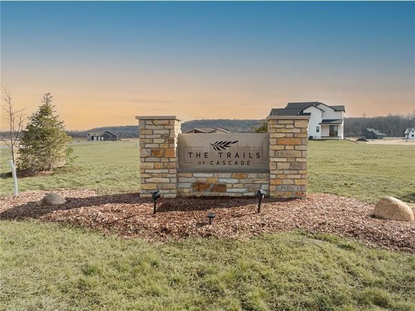 1454 Skyview Circle NW, Rochester, MN 55901