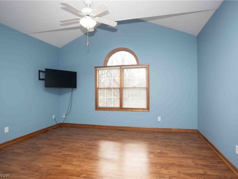 647 N Ridgecliff Street, Tallmadge, OH 44278 Photo 11