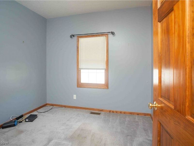 647 N Ridgecliff Street, Tallmadge, OH 44278 Photo 22