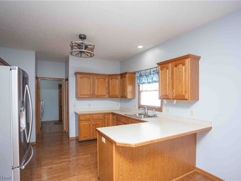 647 N Ridgecliff Street, Tallmadge, OH 44278 Photo 9