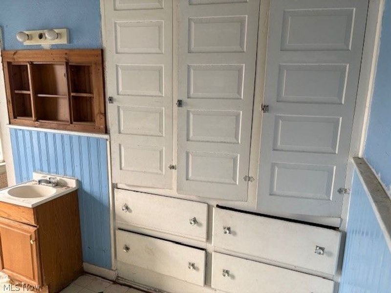 223 E Oxford Street, Alliance, OH 44601 Photo 15