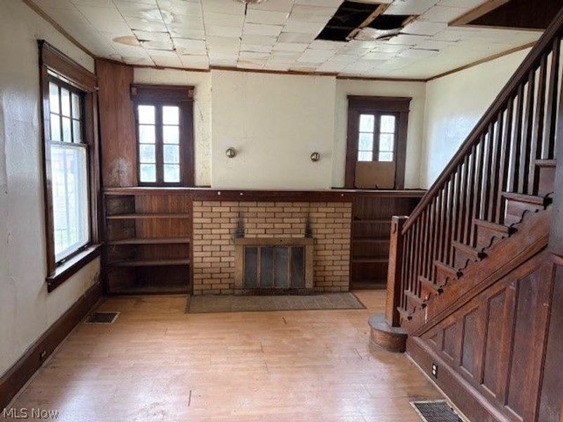 223 E Oxford Street, Alliance, OH 44601 Photo 5