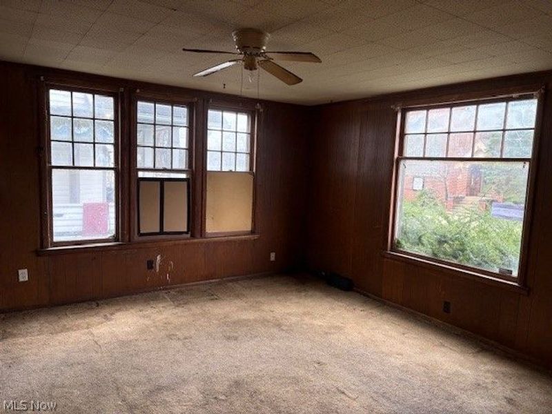 223 E Oxford Street, Alliance, OH 44601 Photo 6