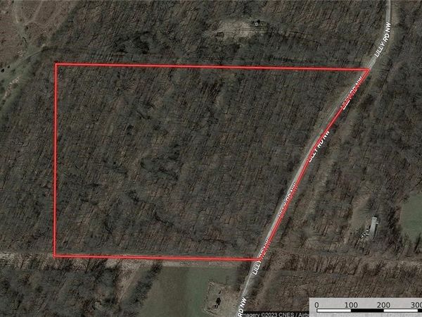 2073 Lilly Road NW, Minerva, OH 44657