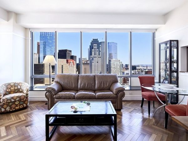 2 Avery, Unit 25G, Boston, MA 02111