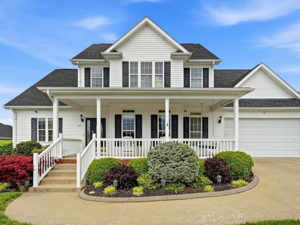 215 Winesap Way, Ona, WV 25545